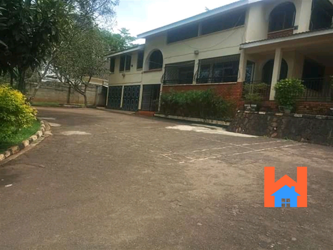 Storeyed house for rent in Naguru Kampala