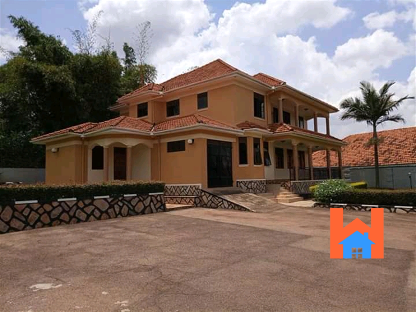 Storeyed house for sale in Bbunga Kampala