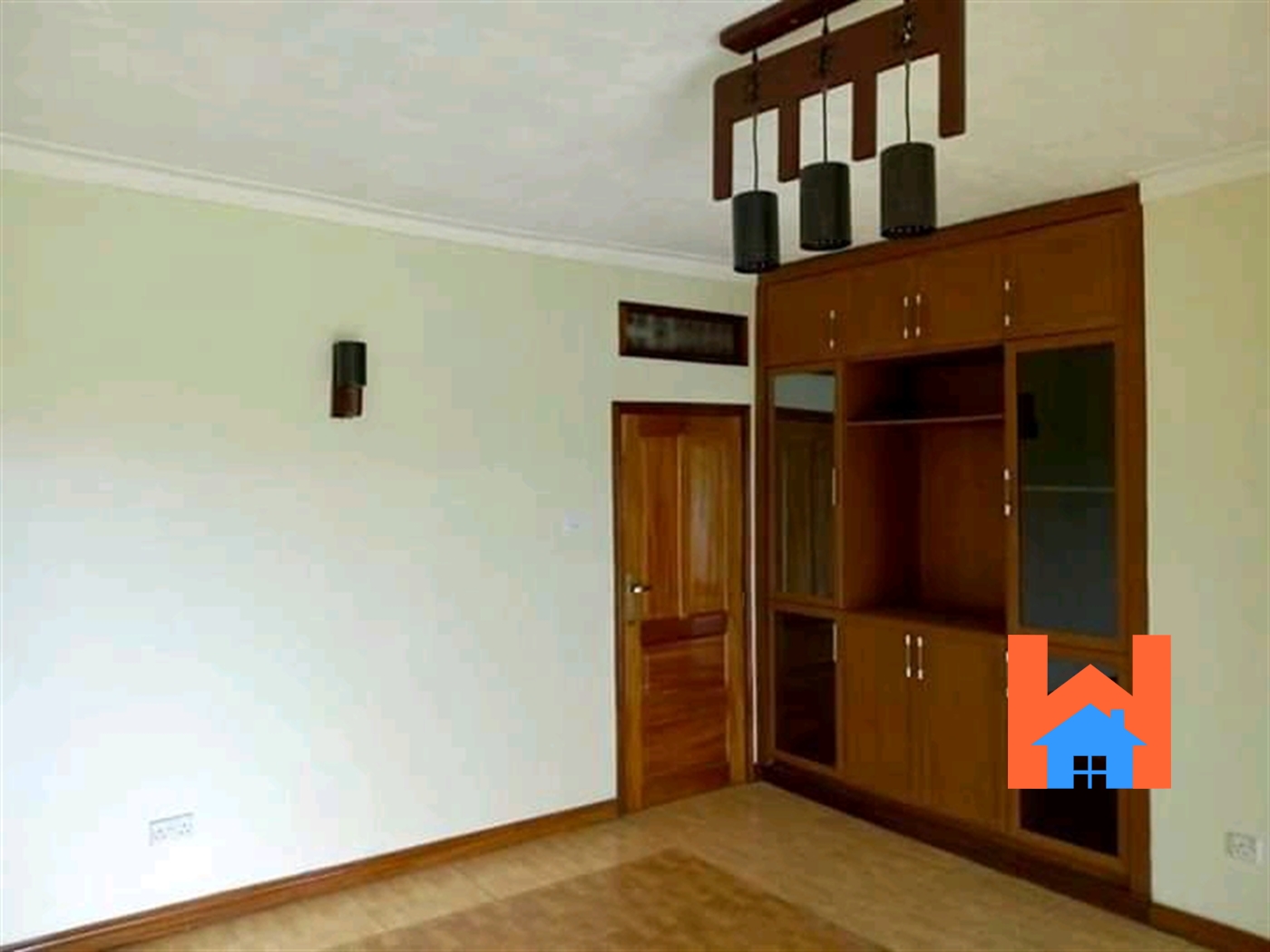 Storeyed house for rent in Bugoloobi Kampala