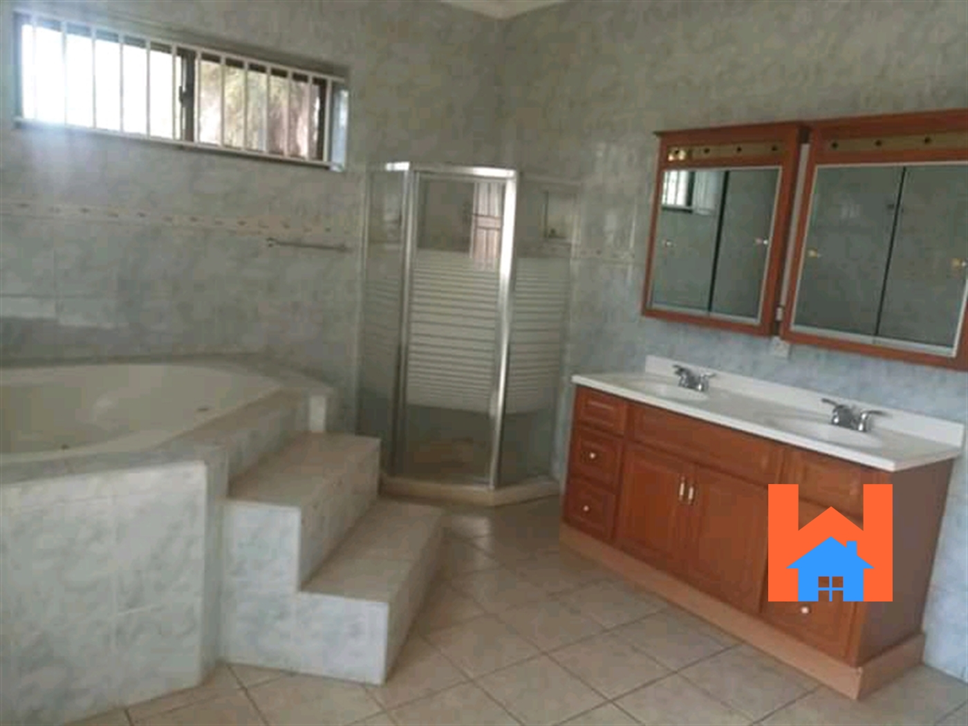 Storeyed house for rent in Naguru Kampala