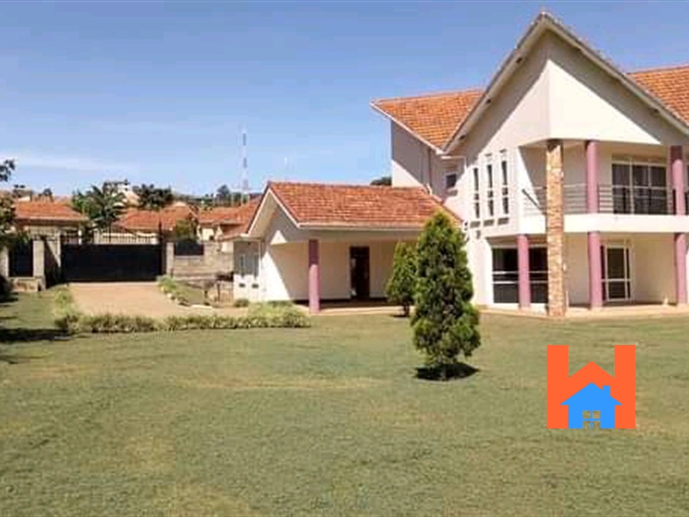 Storeyed house for sale in Lubowa Wakiso