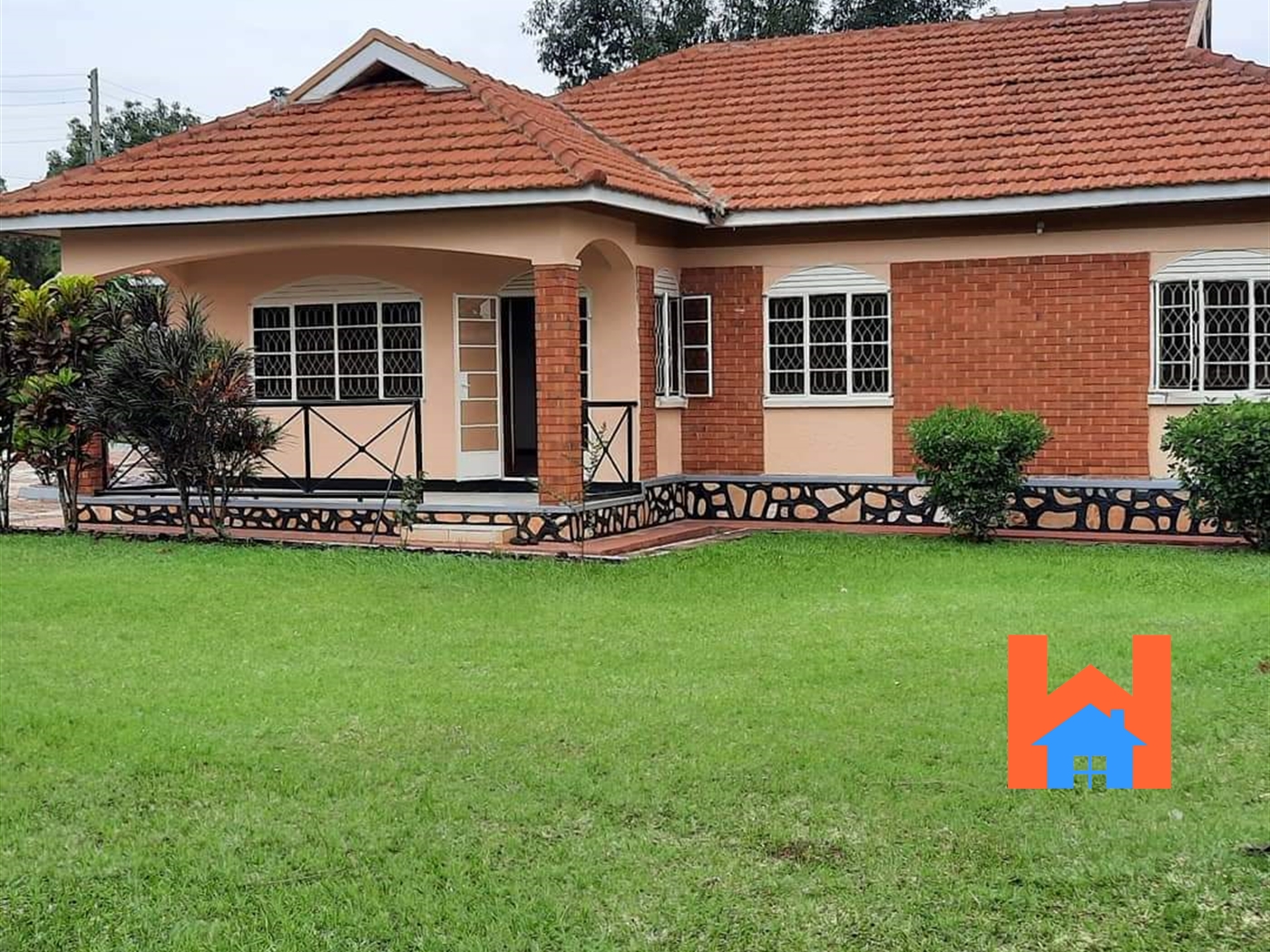 Bungalow for rent in Naalya Kampala