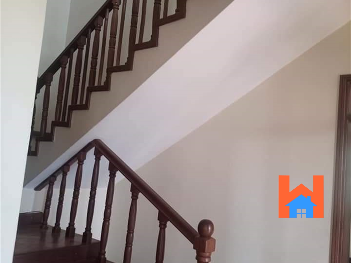 Storeyed house for rent in Mutungo Kampala