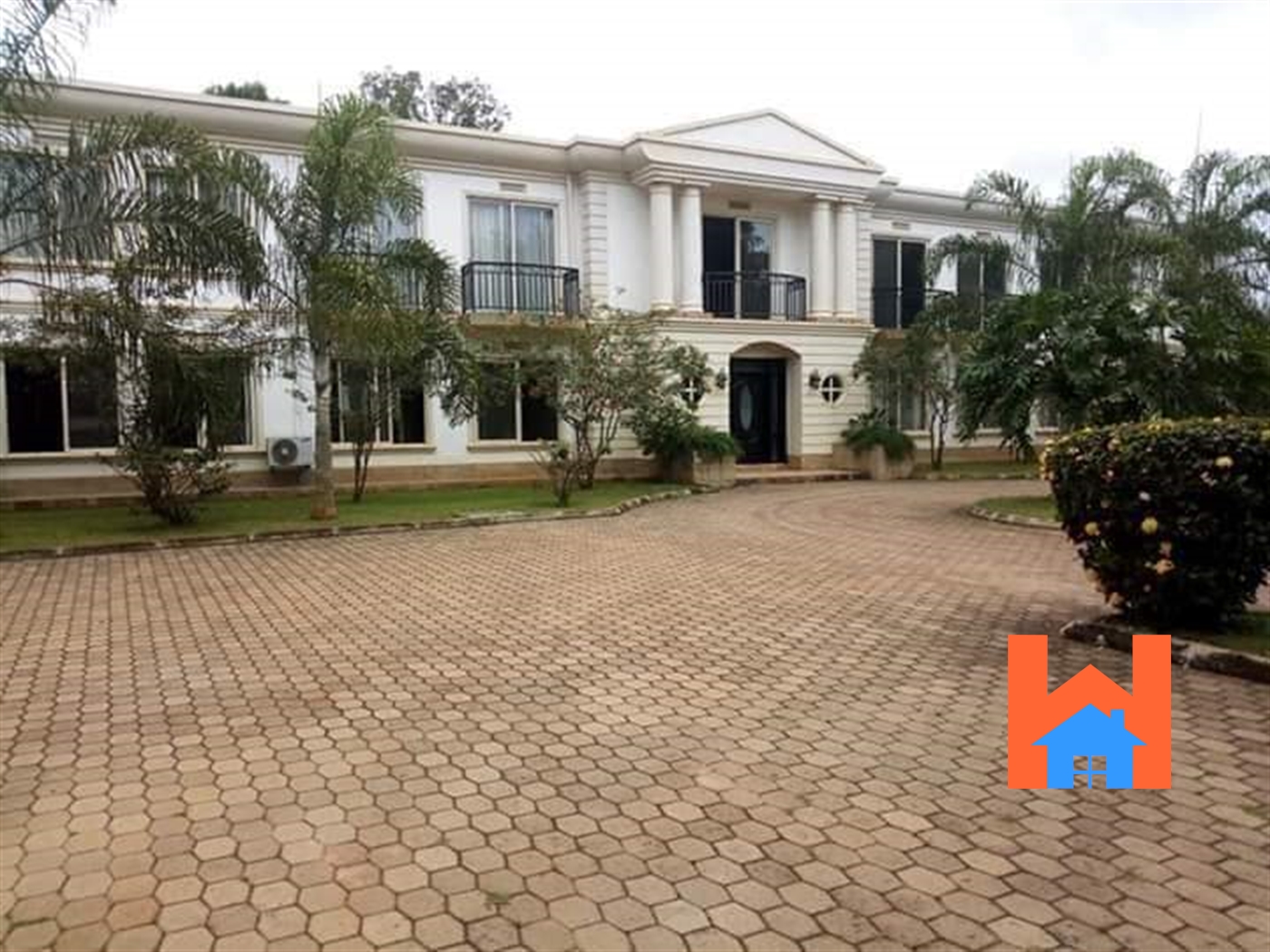 Storeyed house for rent in Luzira Kampala