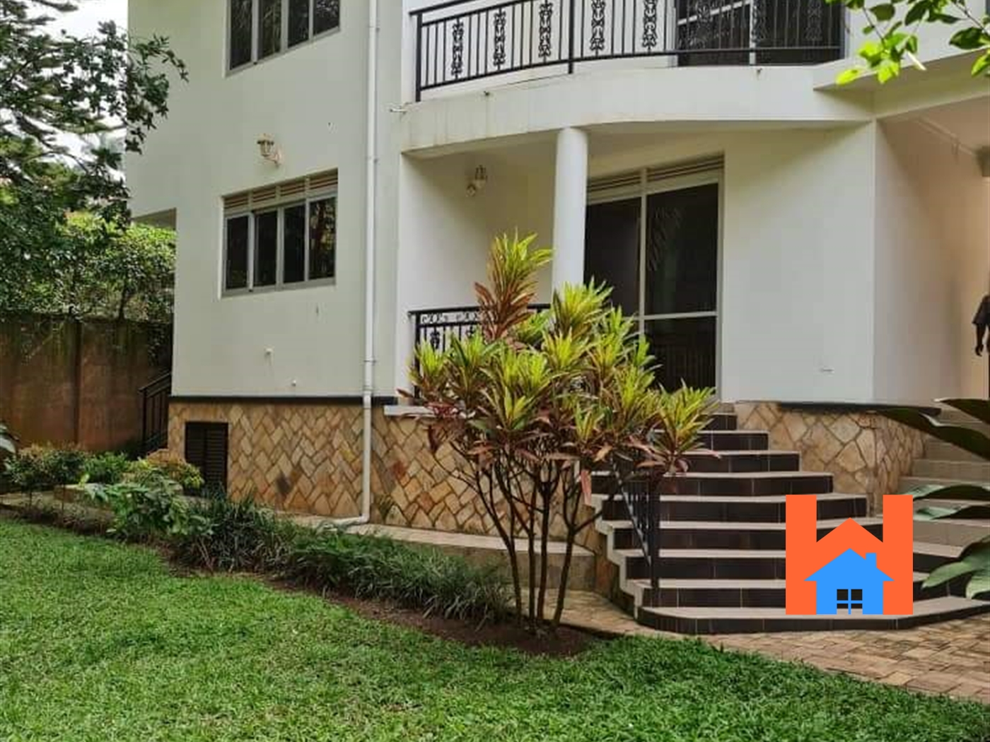 Storeyed house for rent in Naguru Kampala