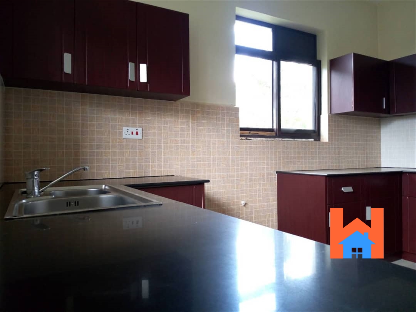 Town House for rent in Luzira Kampala