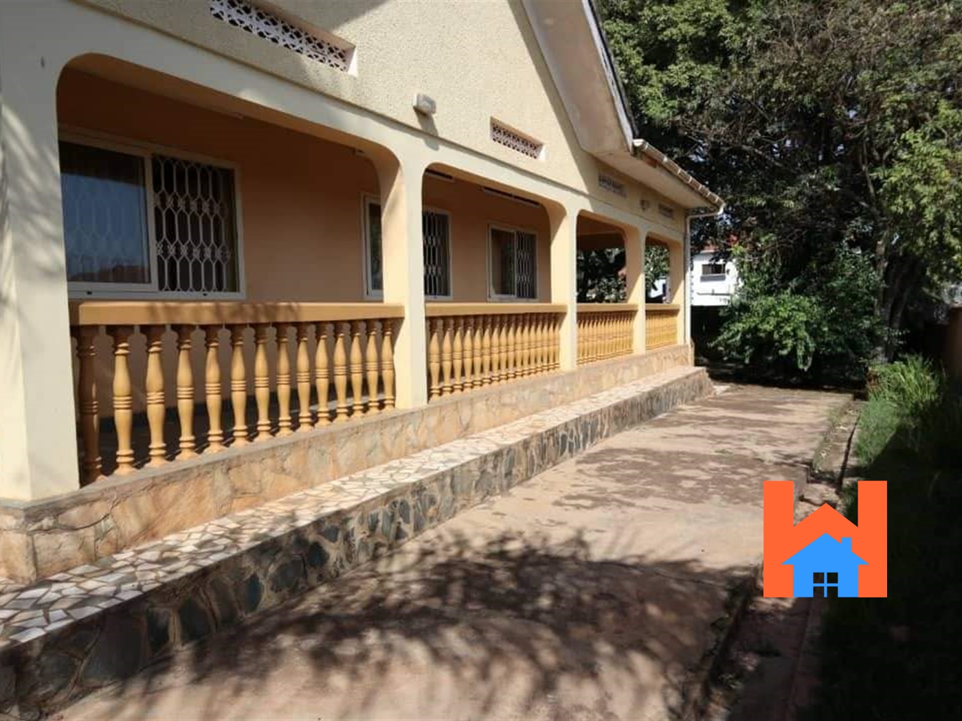 Bungalow for sale in Munyonyo Kampala