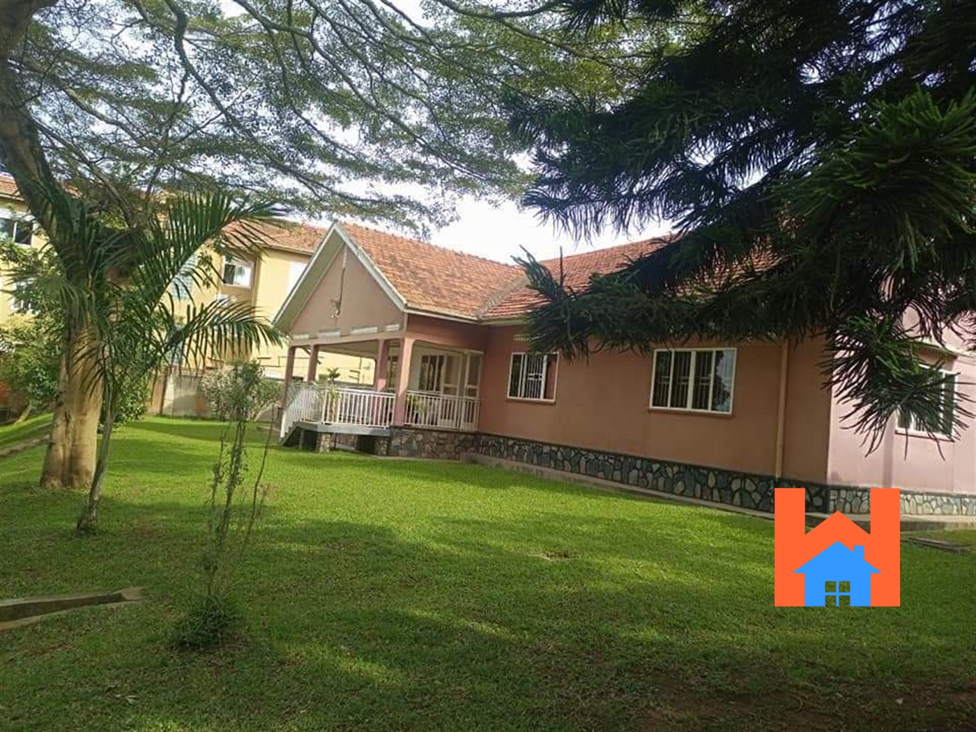 Bungalow for sale in Luzira Kampala