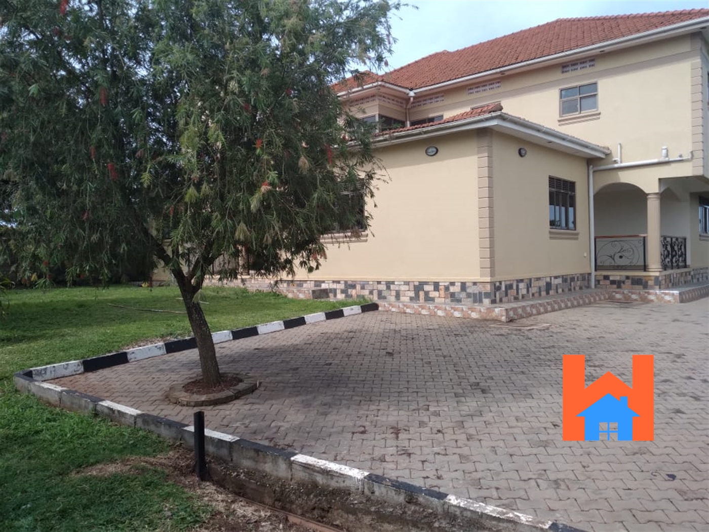 Storeyed house for rent in Lubowa Kampala