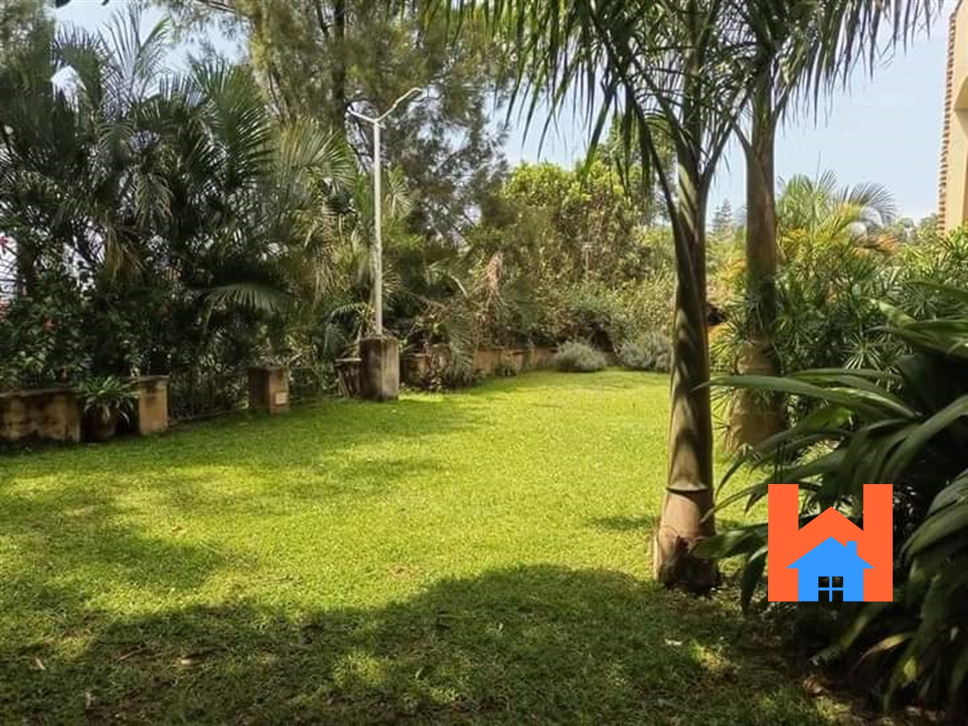 Villa for rent in Mutungo Kampala