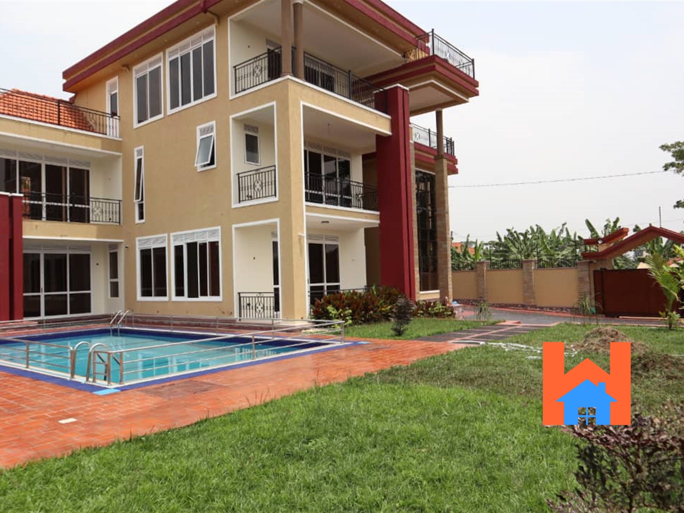 Storeyed house for sale in Munyonyo Kampala