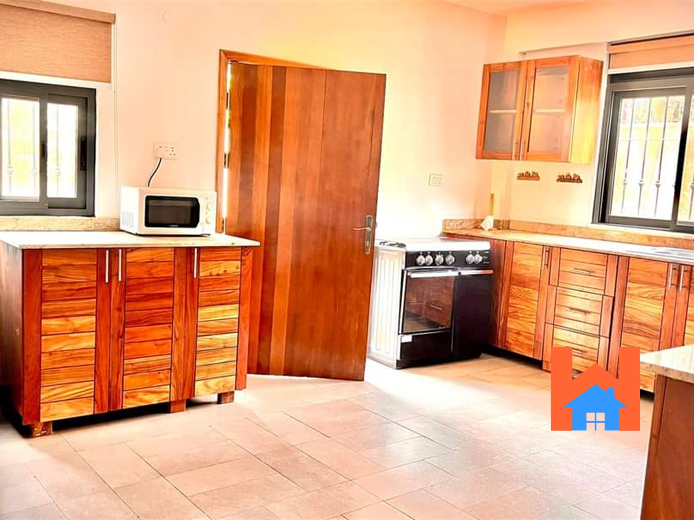 Town House for rent in Kololo Kampala