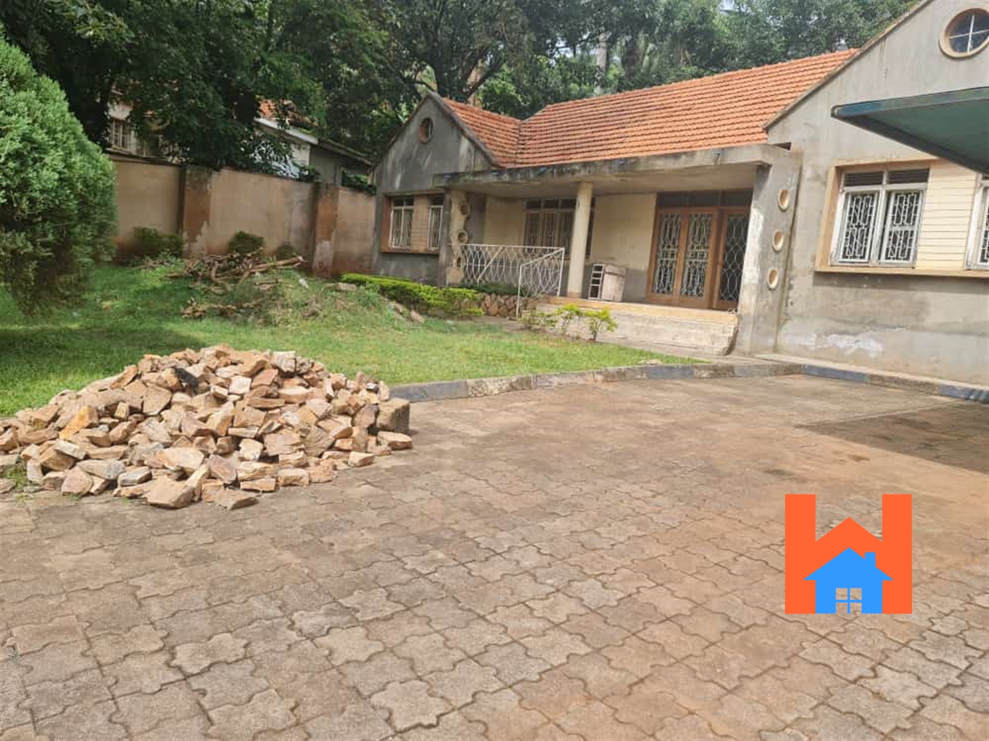 Multipurpose Land for sale in Kololo Kampala