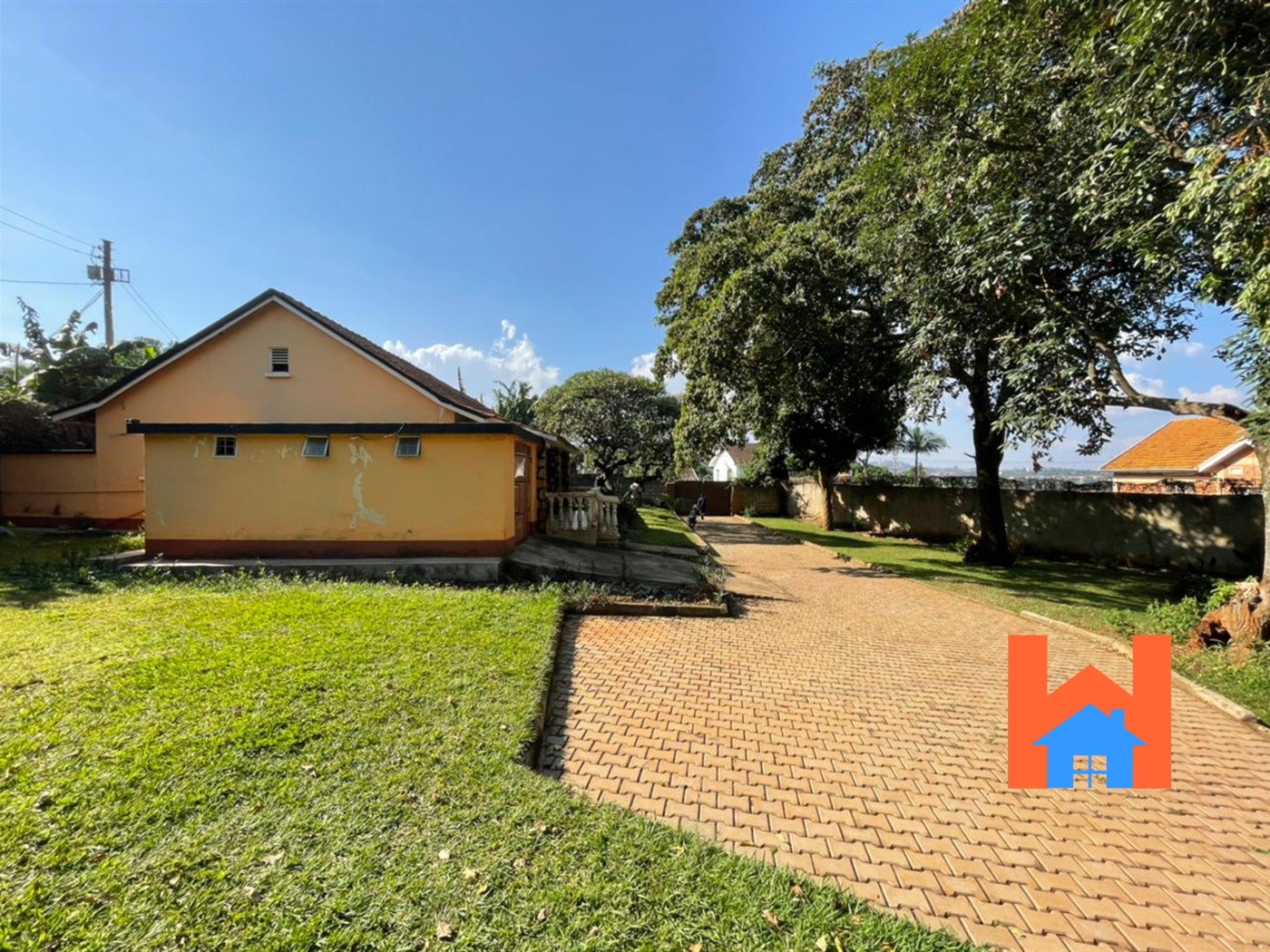 Bungalow for sale in Muyenga Kampala