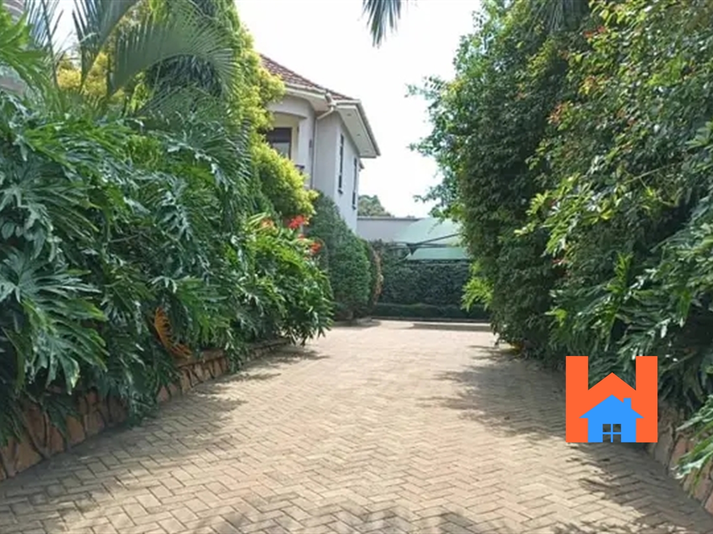 Storeyed house for sale in Bbunga Kampala