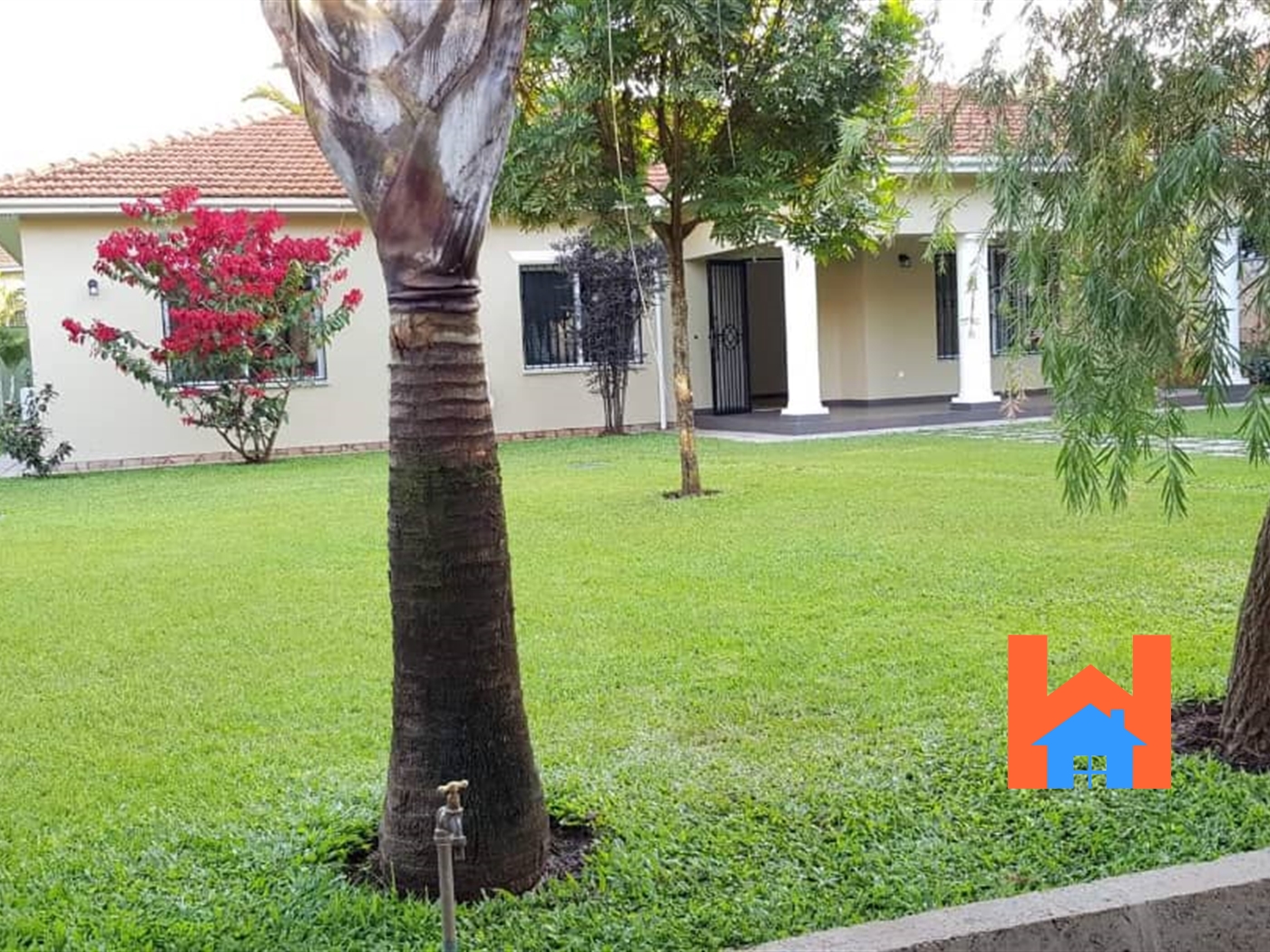 Bungalow for rent in Kololo Kampala