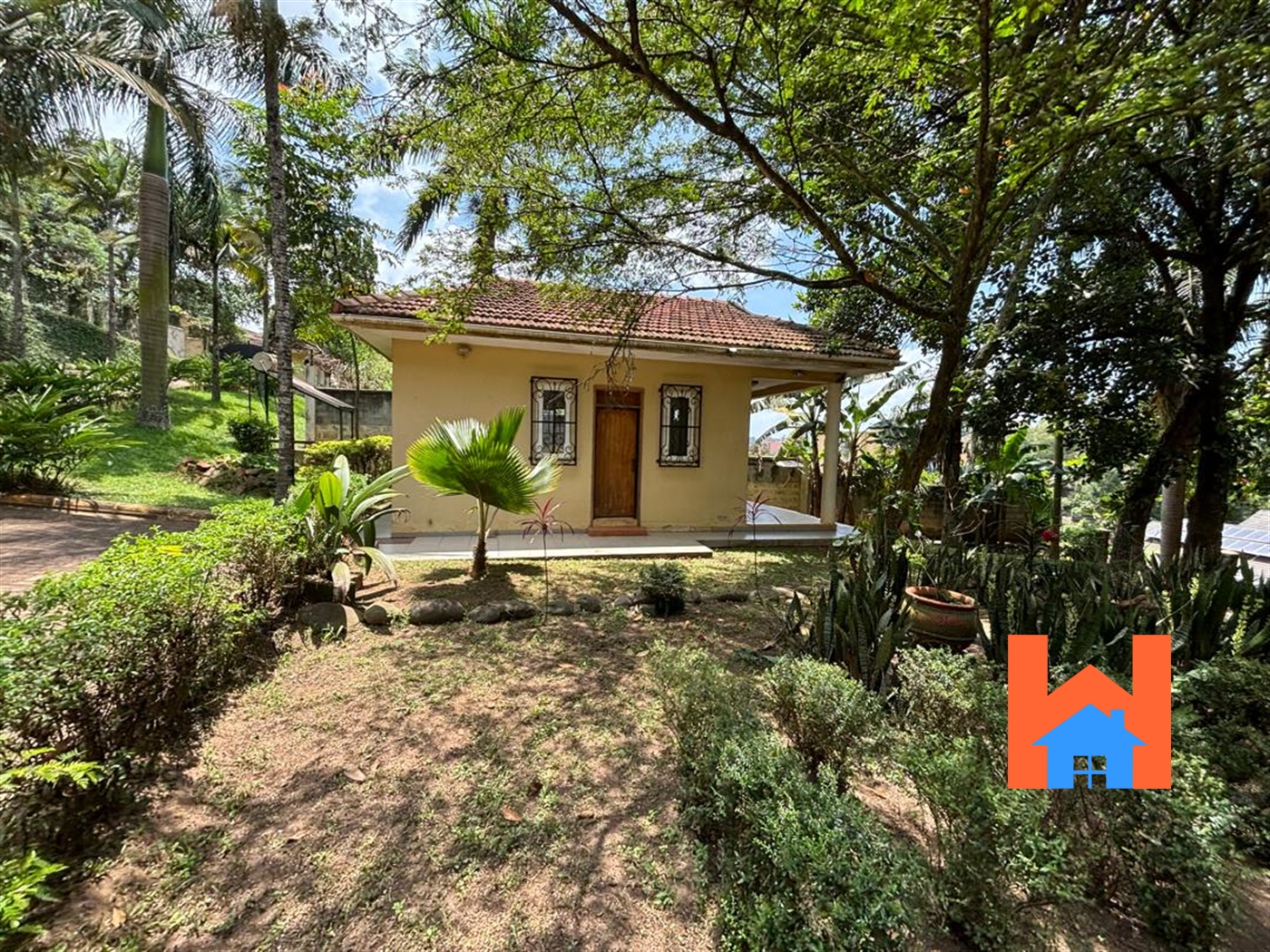 Storeyed house for sale in Kololo Kampala