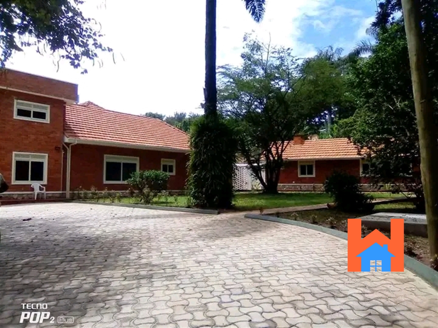 Bungalow for sale in Kololo Kampala