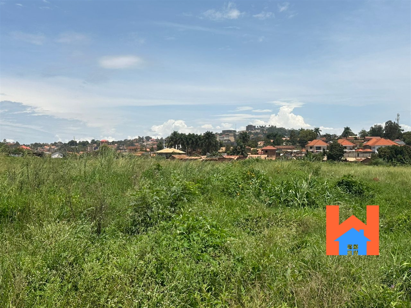 Commercial Land for sale in Bugoloobi Kampala