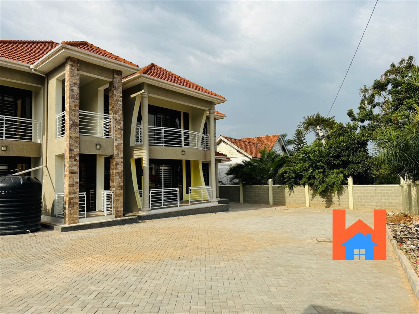 Storeyed house for sale in Munyonyo Kampala