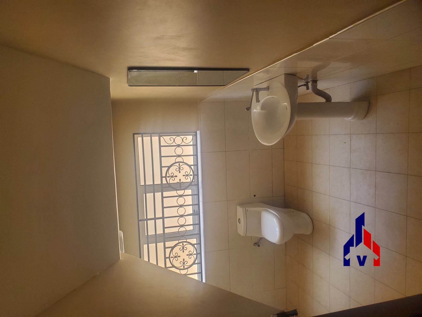 Town House for sale in Munyonyo Kampala