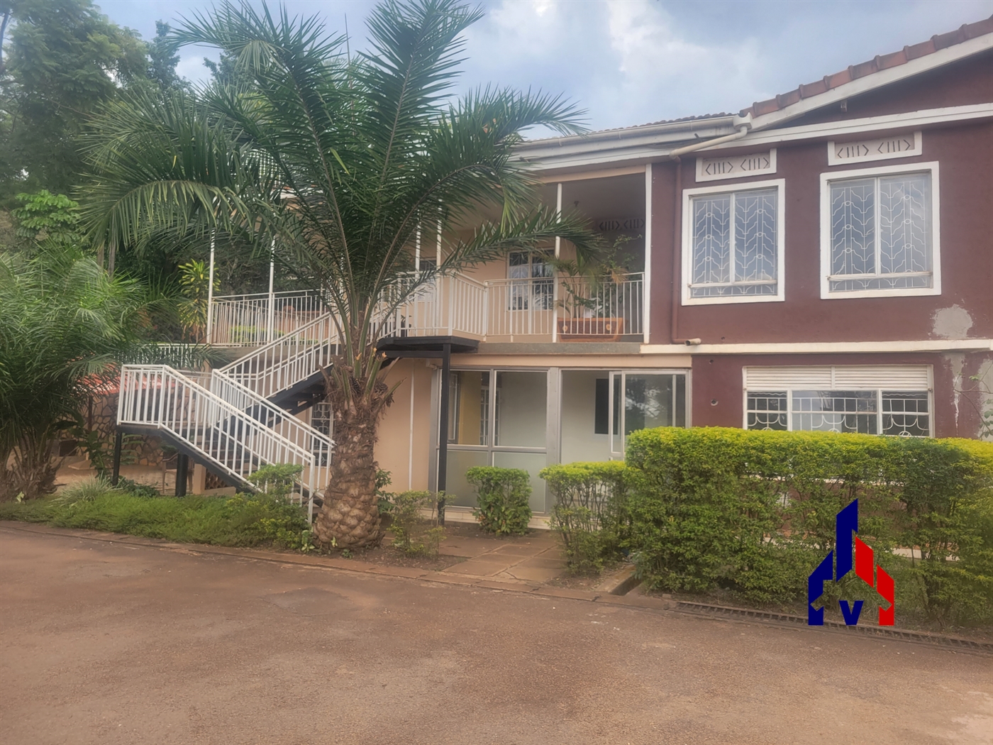 Storeyed house for sale in Makindye Kampala