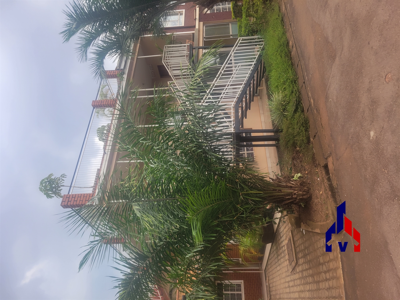 Storeyed house for sale in Makindye Kampala