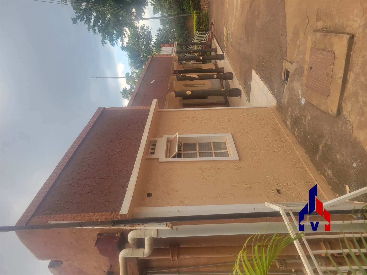 Storeyed house for sale in Makindye Kampala