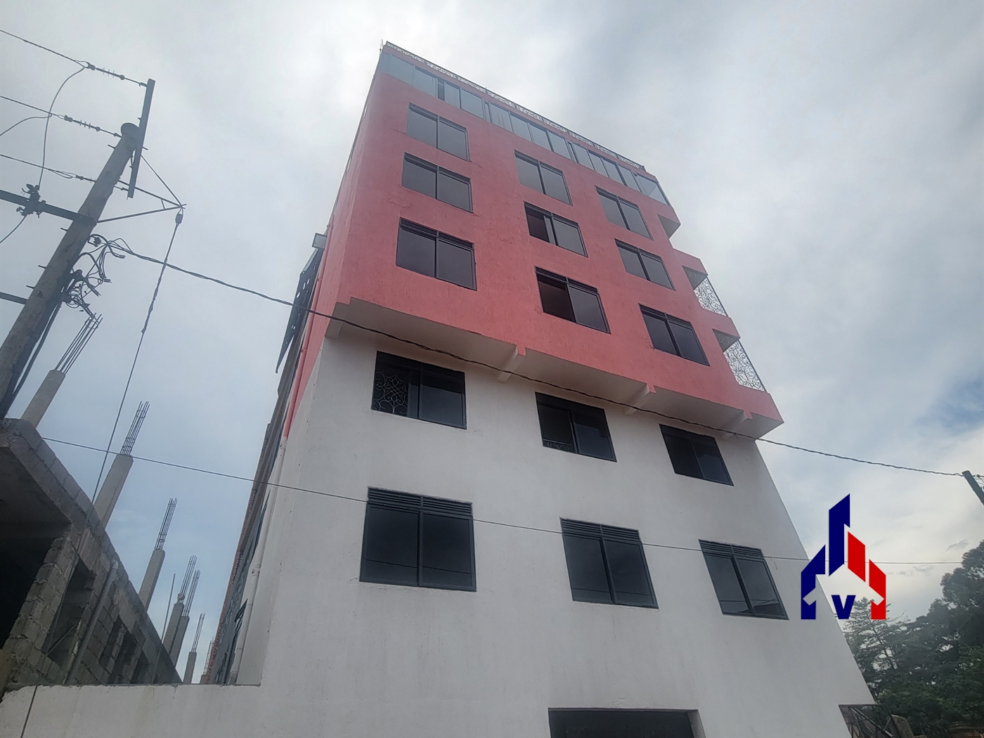 Apartment for sale in Bugoloobi Kampala