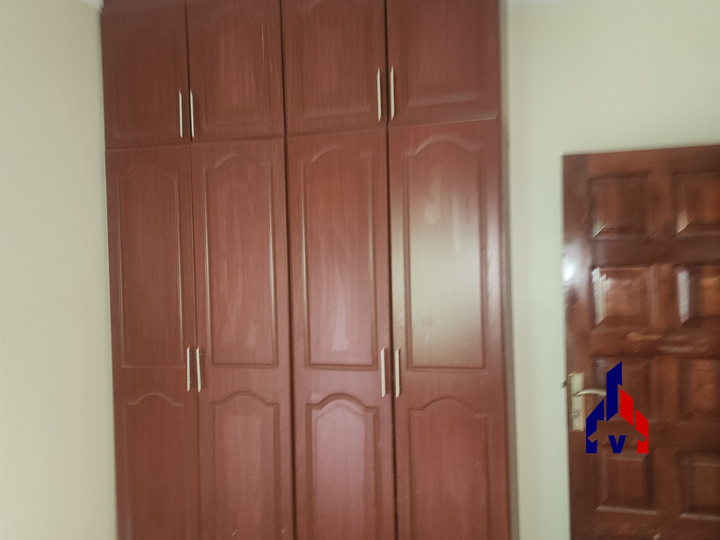 Semi Detached for rent in Muyenga Kampala