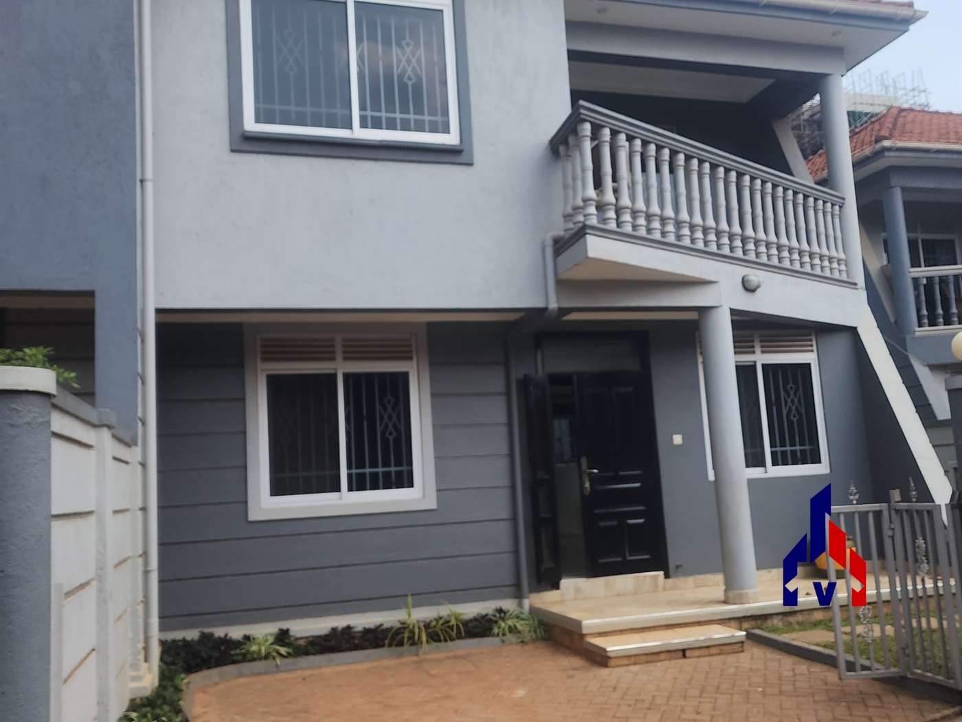 Semi Detached for rent in Muyenga Kampala