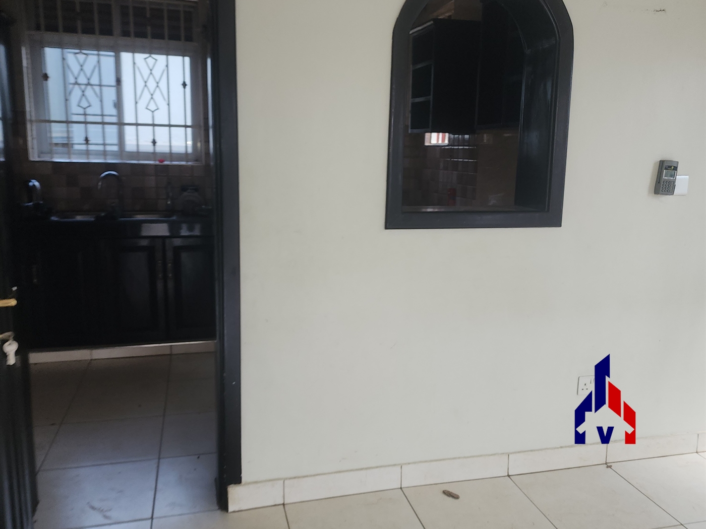 Semi Detached for rent in Muyenga Kampala