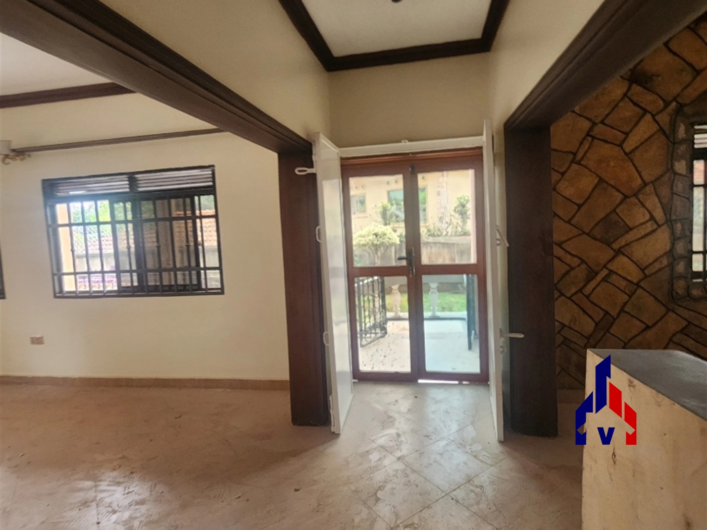 Storeyed house for rent in Makindye Kampala