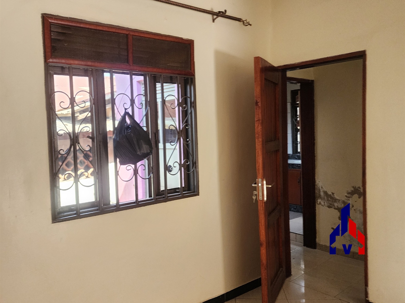 Bungalow for rent in Kibuli Kampala