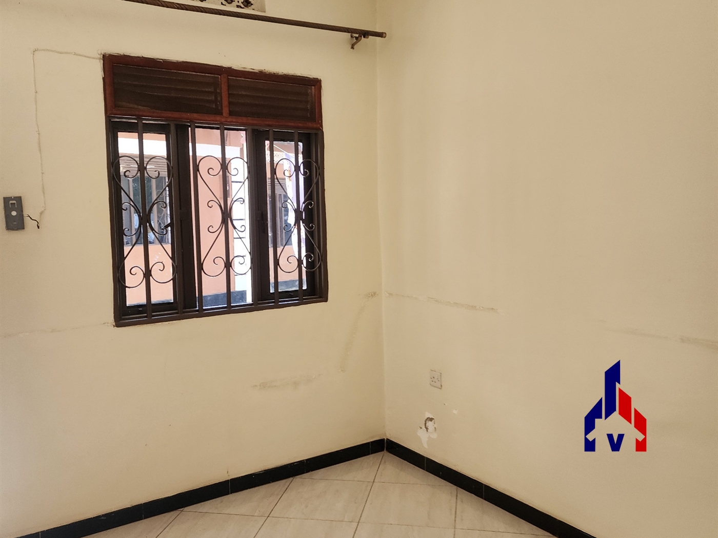 Bungalow for rent in Kibuli Kampala