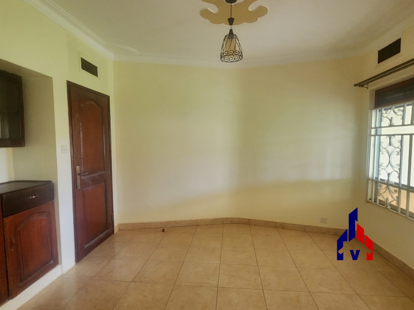 Bungalow for rent in Muyenga Kampala