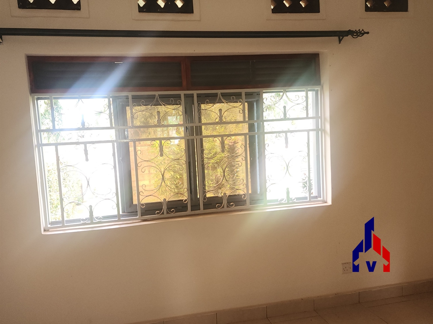 Bungalow for rent in Muyenga Kampala