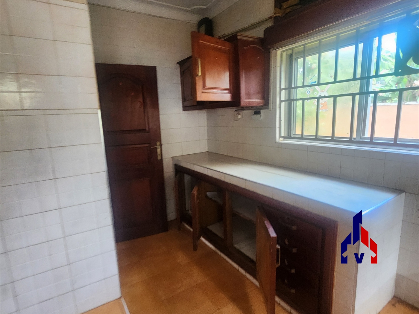 Storeyed house for rent in Muyenga Kampala