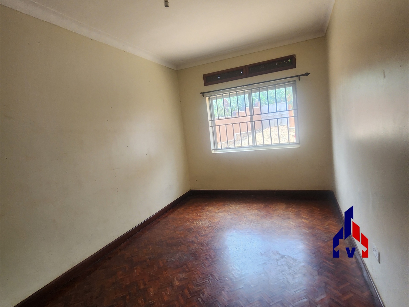 Storeyed house for rent in Muyenga Kampala