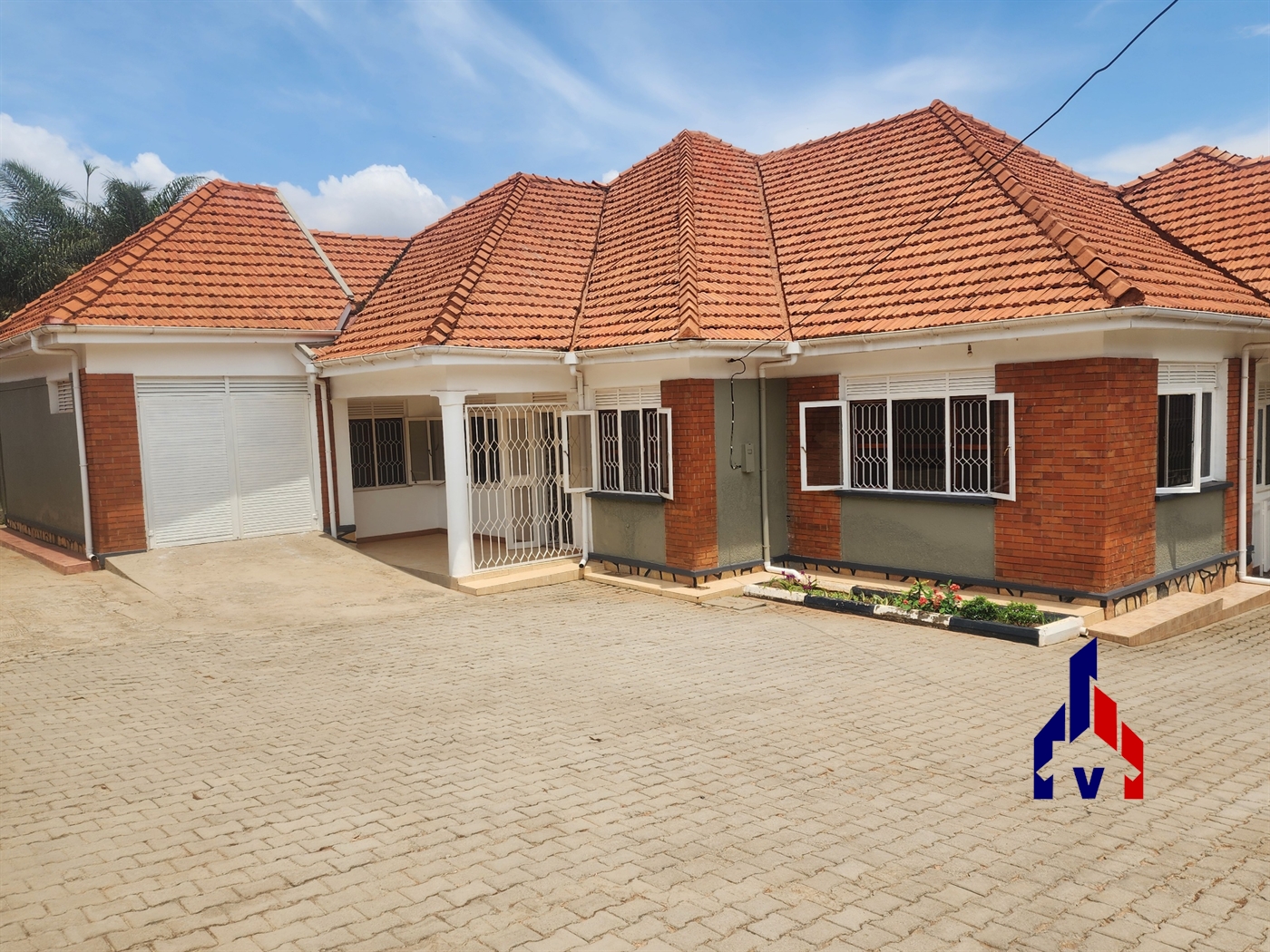 Bungalow for rent in Muyenga Kampala