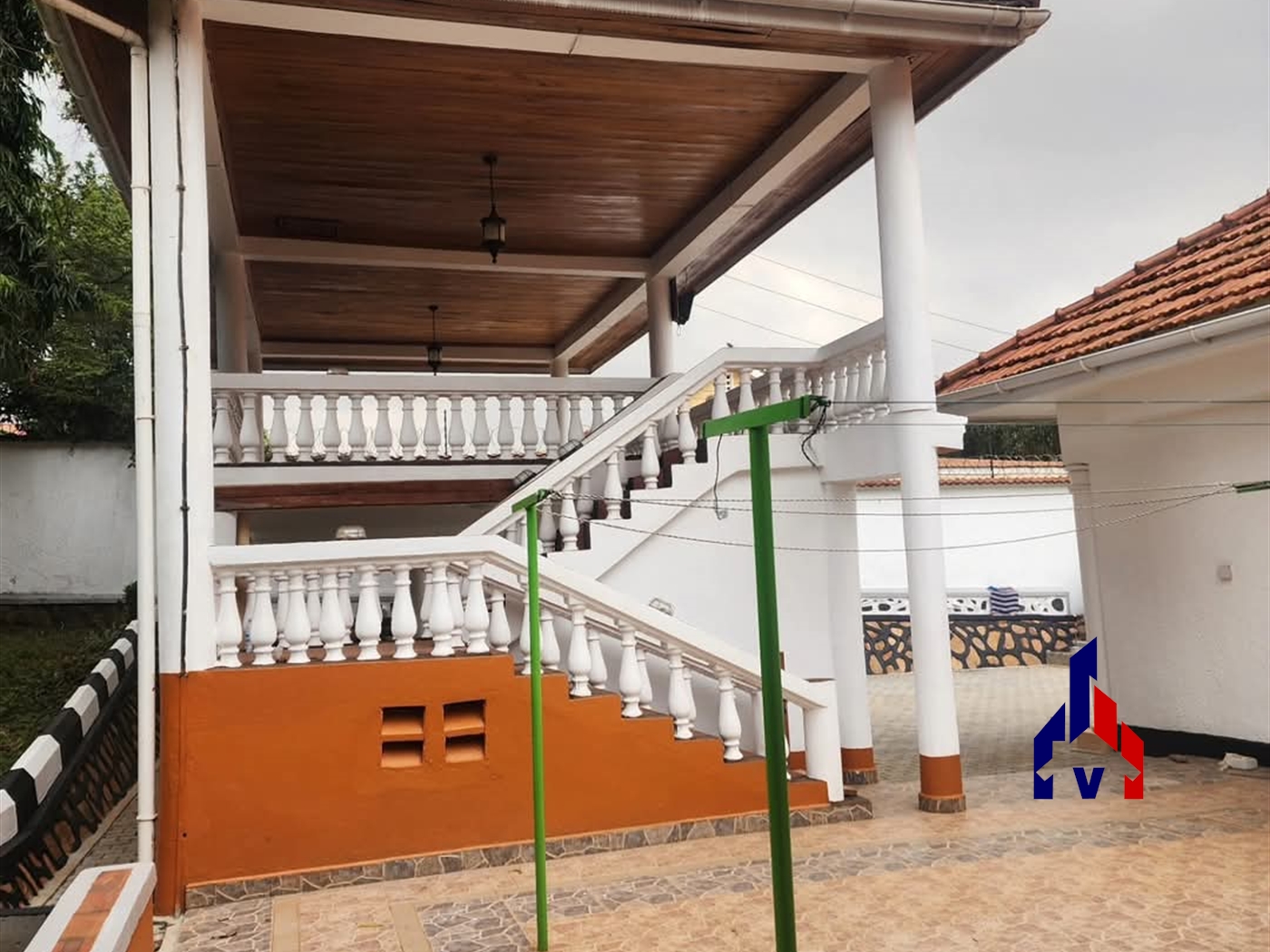 Bungalow for rent in Muyenga Kampala