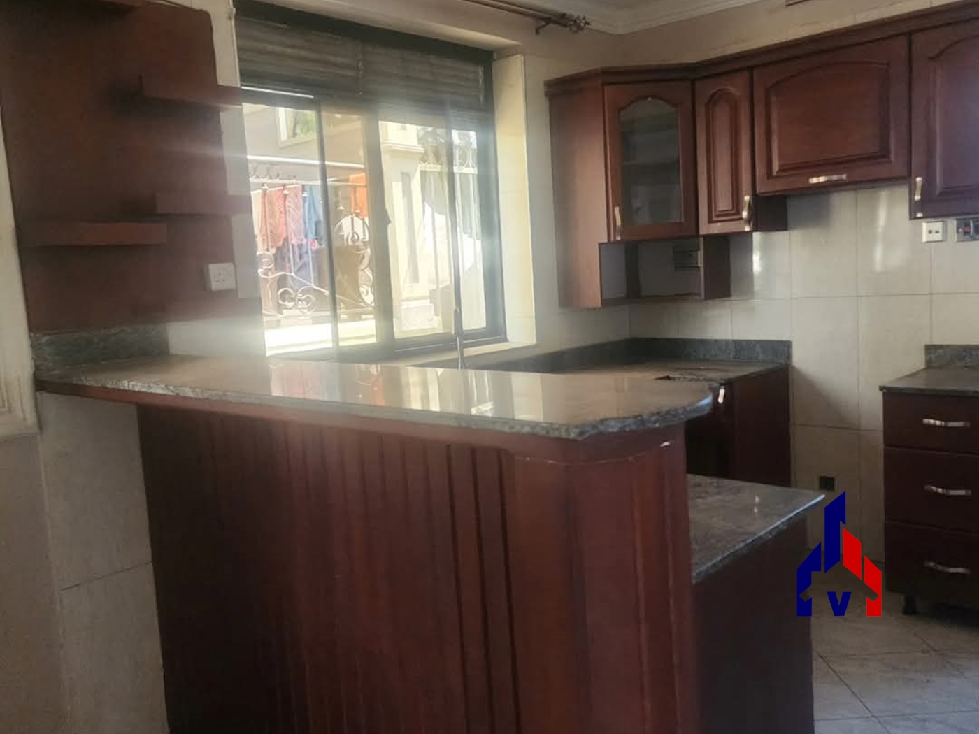 Town House for rent in Muyenga Kampala