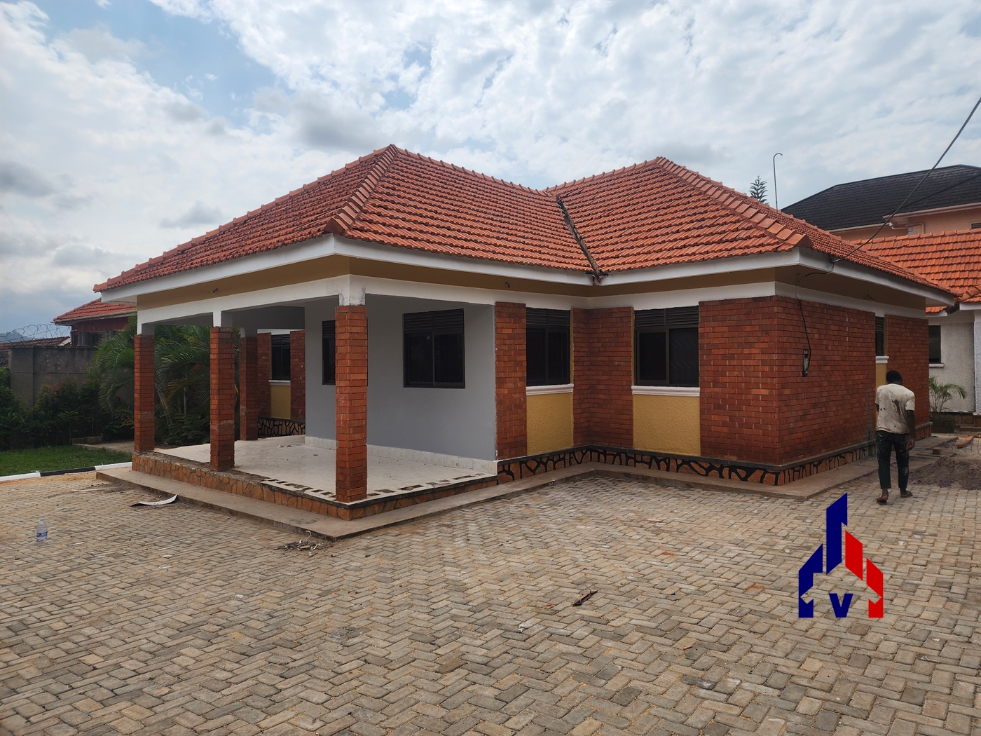 Bungalow for rent in Muyenga Kampala