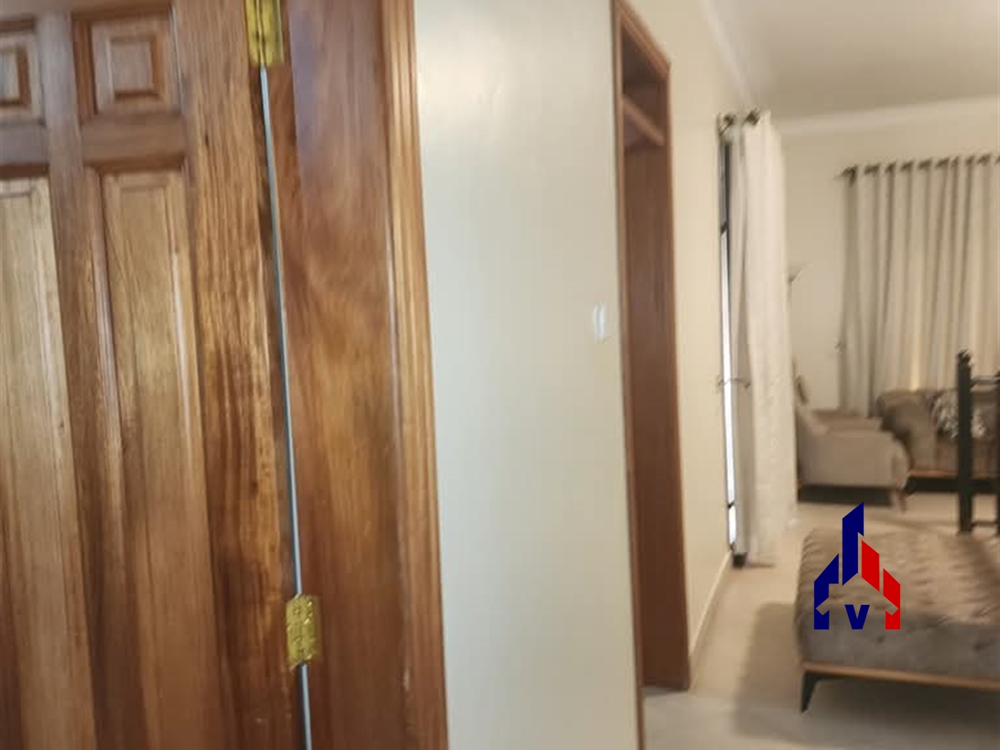 Town House for rent in Muyenga Kampala