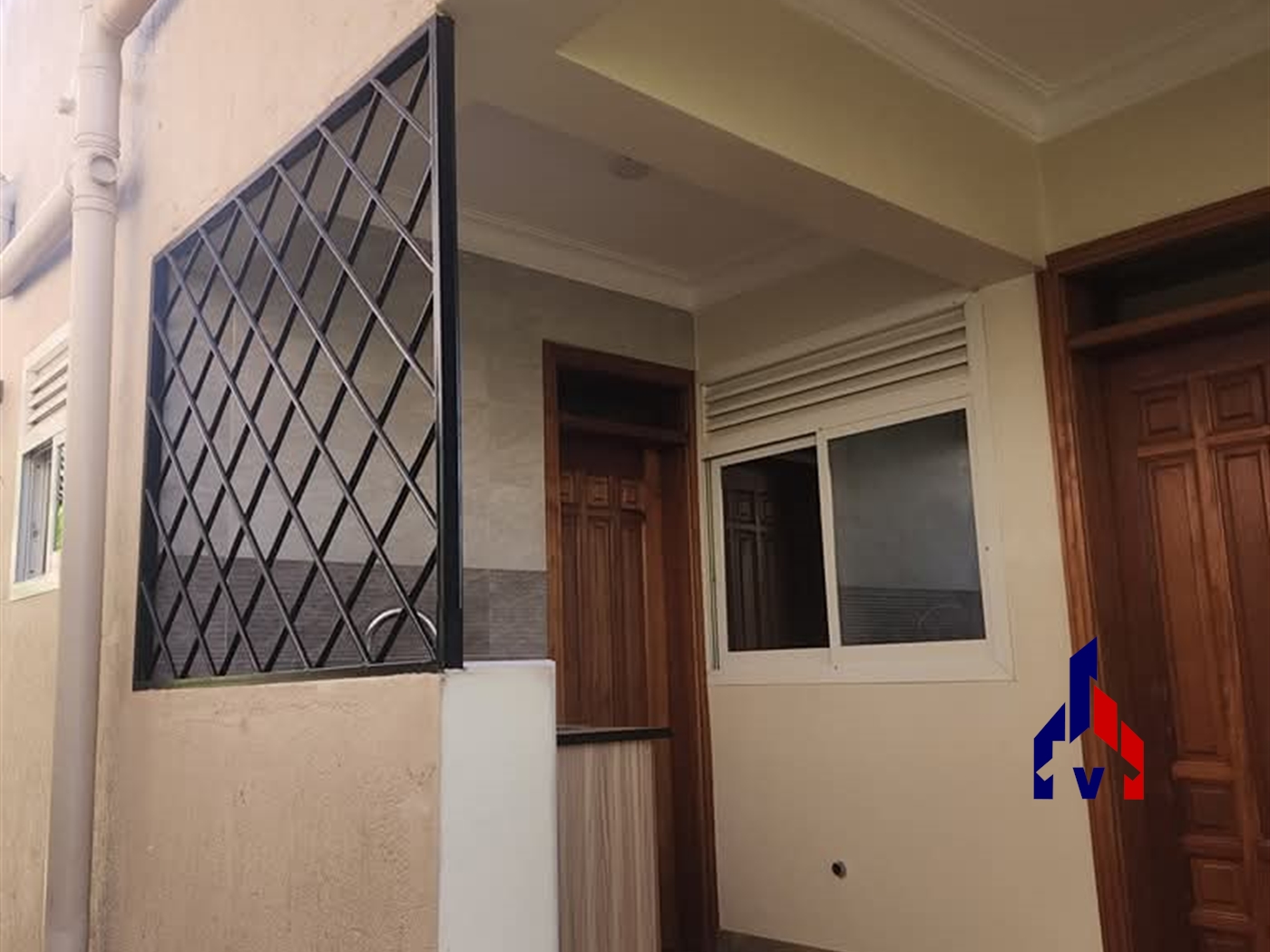 Town House for rent in Muyenga Kampala