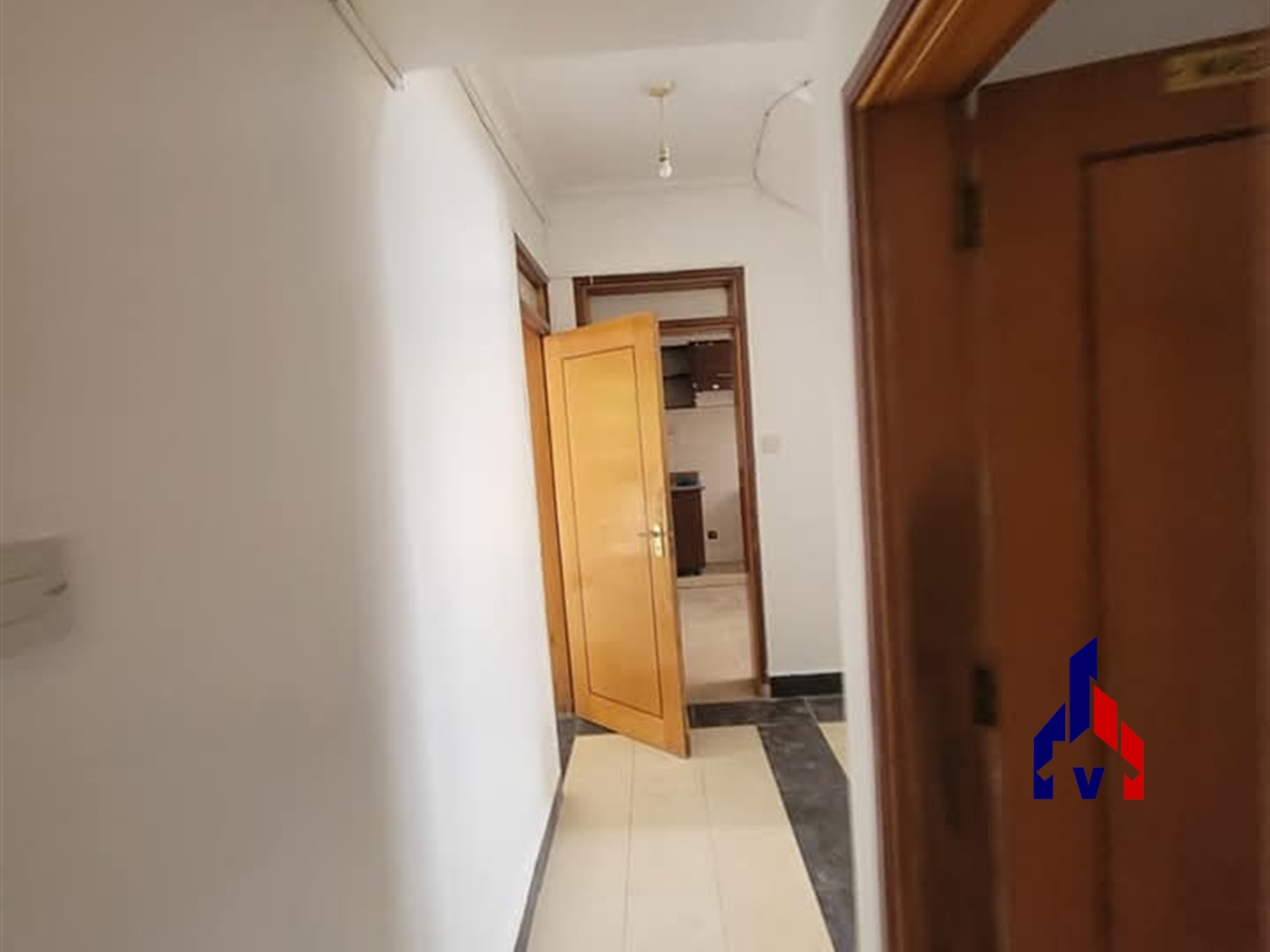 Storeyed house for rent in Bugoloobi Kampala