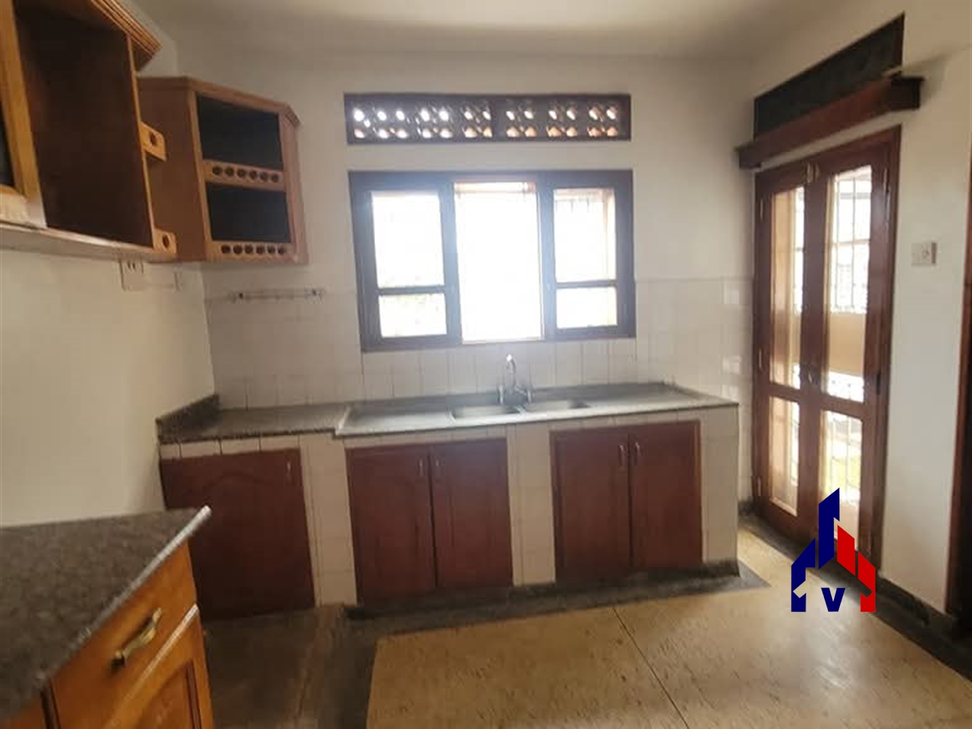 Storeyed house for rent in Kansanga Kampala