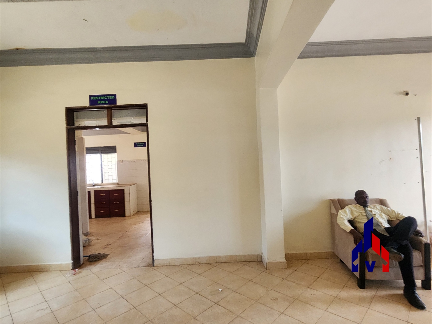 Storeyed house for rent in Namuwongo Kampala