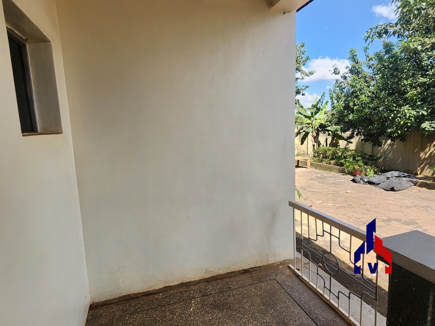 Storeyed house for rent in Namuwongo Kampala