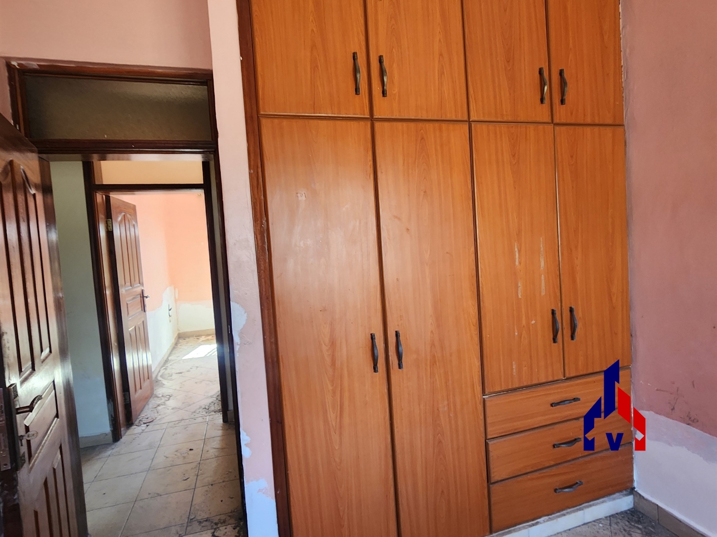 Bungalow for rent in Muyenga Kampala